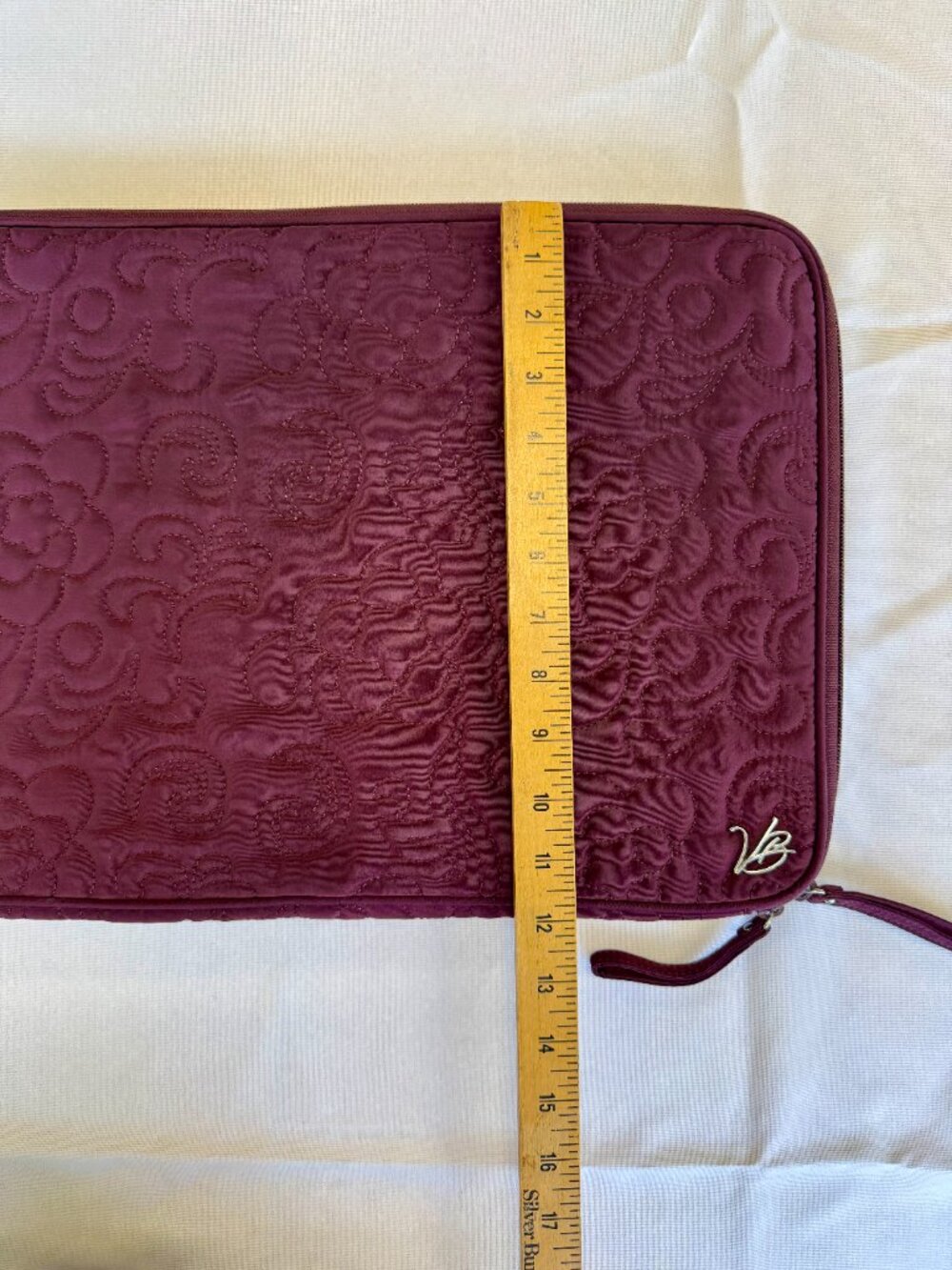 Vera Bradley Laptop Sleeve Burgandy Floral Interior - Picture 8 of 8